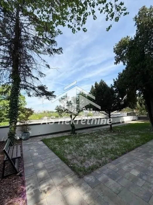 Rent, apartment, 170m², Senjak, Beograd