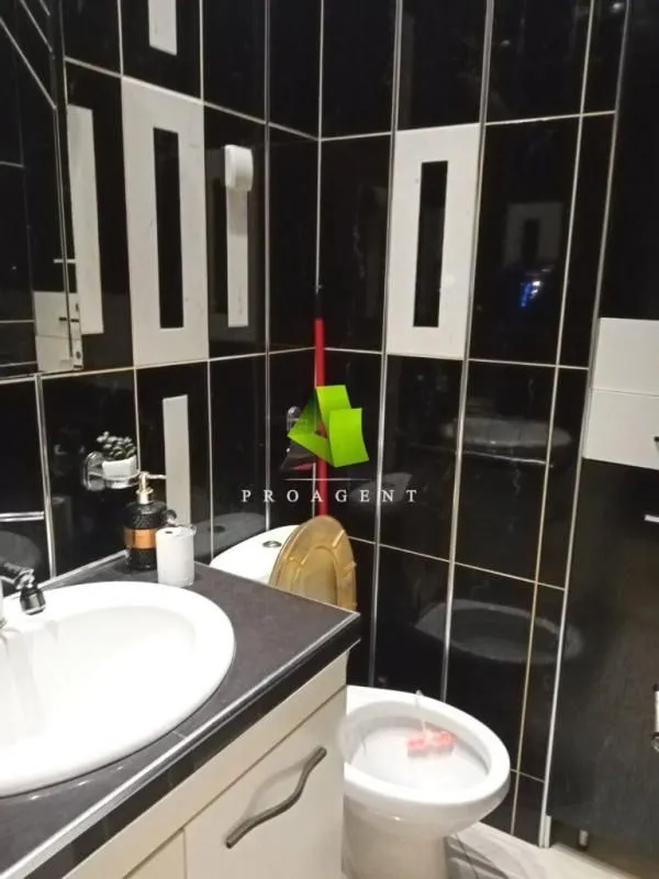 Rent, office space, 60m², Medijana, Niš