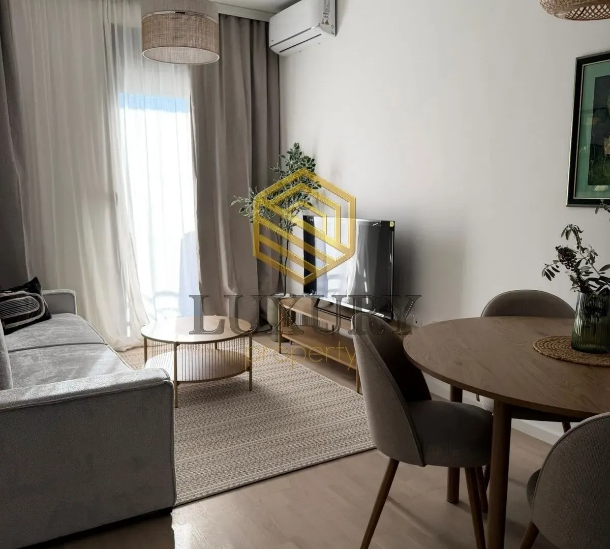 Izdavanje, jednosoban stan, 37m², Tološi, Podgorica