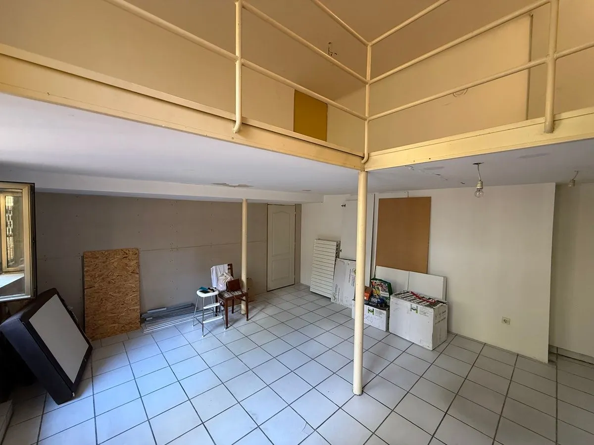 Prodaja, jednosoban stan, 45m², Andrićev Venac, Beograd