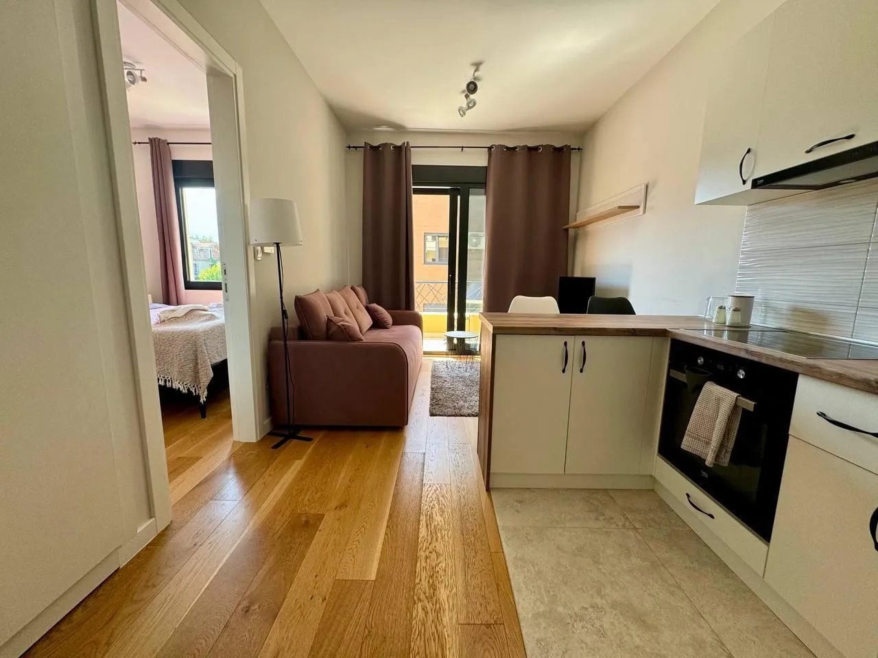 Prodaja, jednosoban stan, 37m², Kalimanj, Tivat