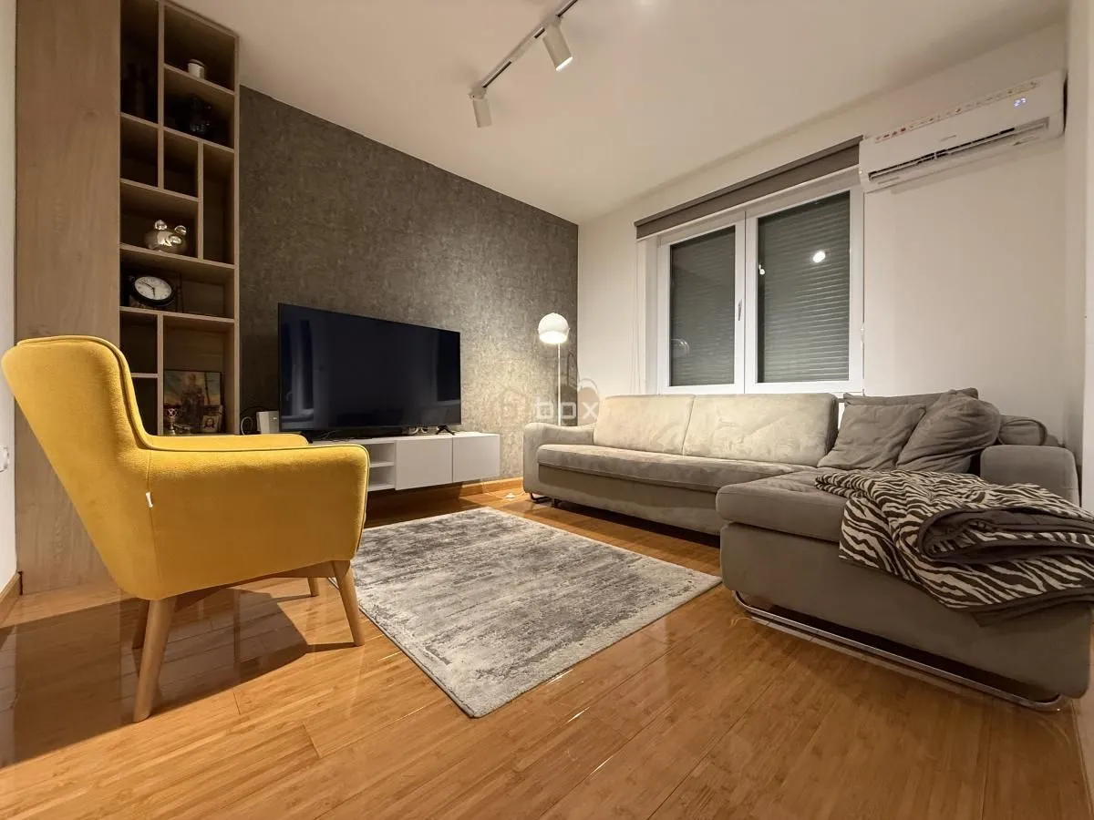 Izdavanje, jednosoban stan, 50m², Pantelej, Niš