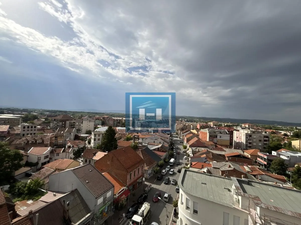 Prodaja, stan, 222m², Centar, Jagodina