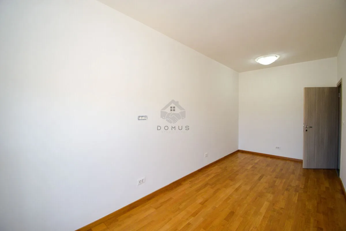 Rent, office space, 74m², Stari Aerodrom, Podgorica