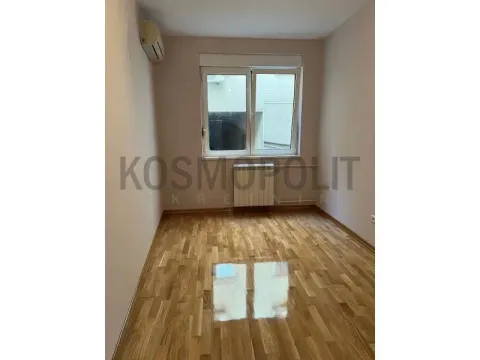 Sale, three bedroom apartment, 74m², Vračar Hram, Vračar Sve Podlokacije - image 6