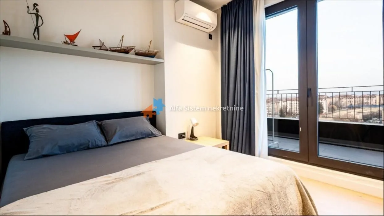 Rent, three bedroom apartment, 193m², Stari Grad, Beograd