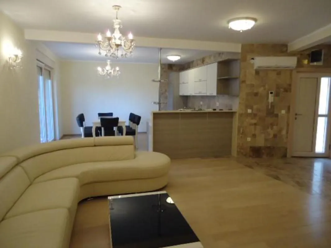 Sale, three bedroom apartment, 119m², Sveti Stefan, Budva