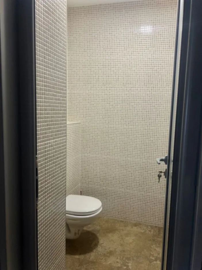 Rent, office space, 251m², Tološka šuma, Podgorica