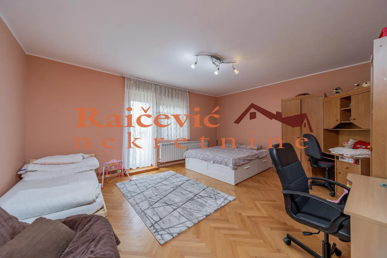 Prodaja, kuća, 484m², Pančevo, Srbija