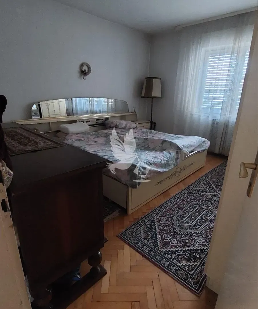Sale, house, 400m², Rabrovac, Mladenovac