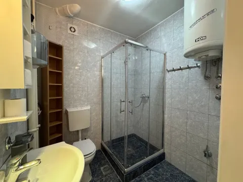 Izdavanje, dvosoban stan, 53m², Vračar Sve Podlokacije, Beograd - image 8