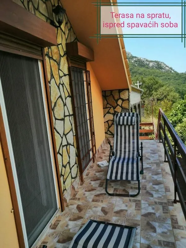 Prodaja, kuća, 66m², Đurmani, Bar
