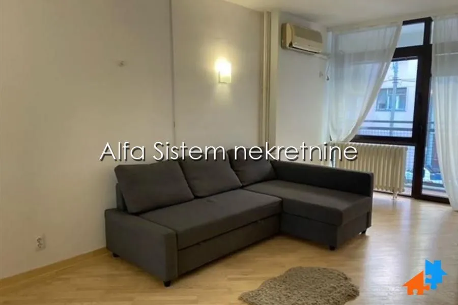 Izdavanje, četvorosoban stan, 110m², Neimar, Vračar Sve Podlokacije