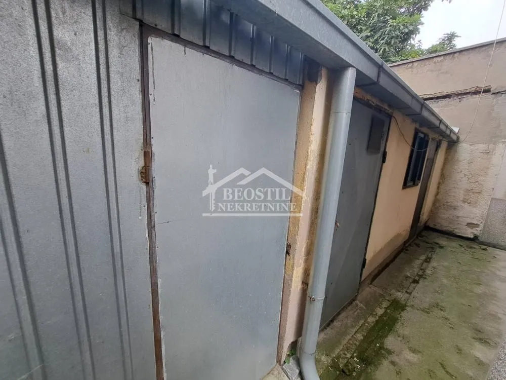 Prodaja, kuća, 180m², Centar Sve Podlokacije, Beograd