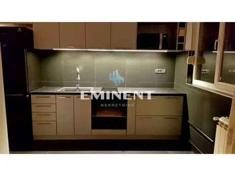 Izdavanje, dvosoban stan, 50m², Stari Grad, Beograd - image 3