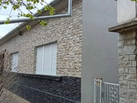 Sale, house, 145m², Kikinda, Srbija - image 11