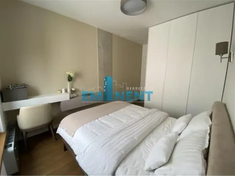 Rent, two bedroom apartment, 43m², Južni Bulevar, Vračar Sve Podlokacije - image 7