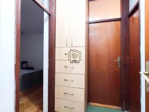 Izdavanje, dvosoban stan, 80m², Malo Brdo, Podgorica - image 9