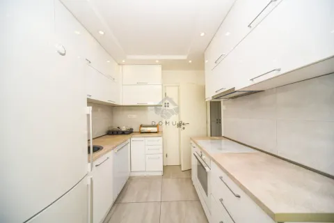 Izdavanje, dvosoban stan, 80m², Preko Morače, Podgorica - image 5