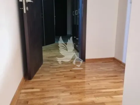 Prodaja, četvorosoban stan, 90m², Centar, Zlatibor - image 4