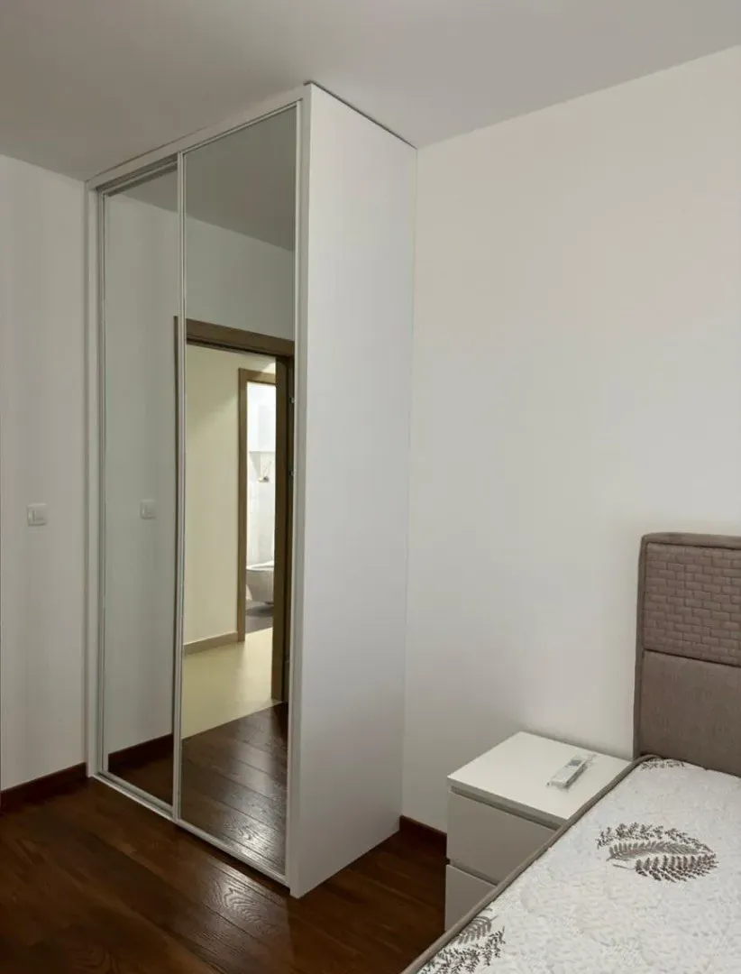 Izdavanje, dvosoban stan, 72m², Master Kvart, Podgorica