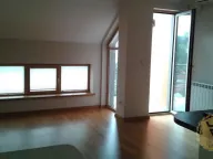 Izdavanje, četvorosoban stan, 115m², Savski Venac, Beograd - image 2