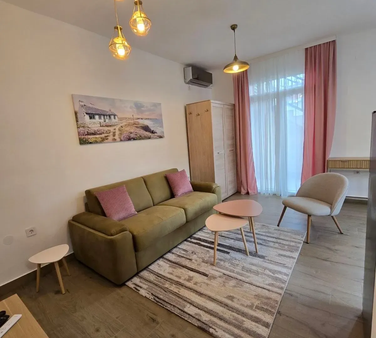 Rent, studio apartment, 25m², Momišići, Podgorica