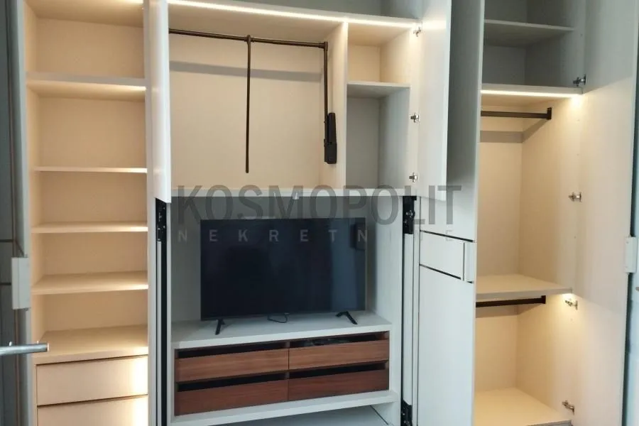 Rent, three bedroom apartment, 85m², Stari Grad, Beograd