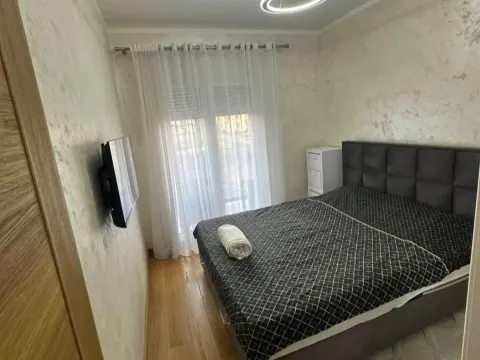 Izdavanje, jednosoban stan, 48m², City Kvart, Podgorica - image 6