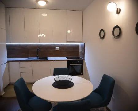 Izdavanje, jednosoban stan, 52m², Master Kvart, Podgorica - image 4