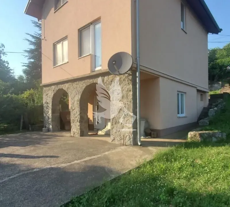 Prodaja, kuća, 178m², Mladenovac, Beograd