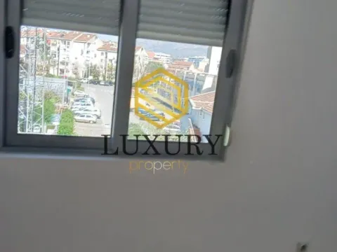 Rent, apartment, 40m², Stari Aerodrom, Podgorica - image 4