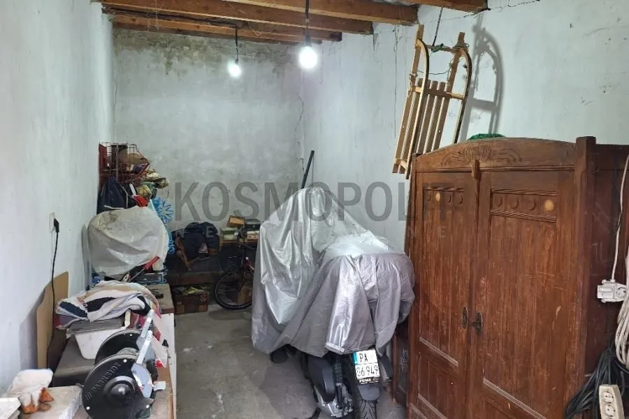 Prodaja, trosoban stan, 85m², Centar, Pančevo