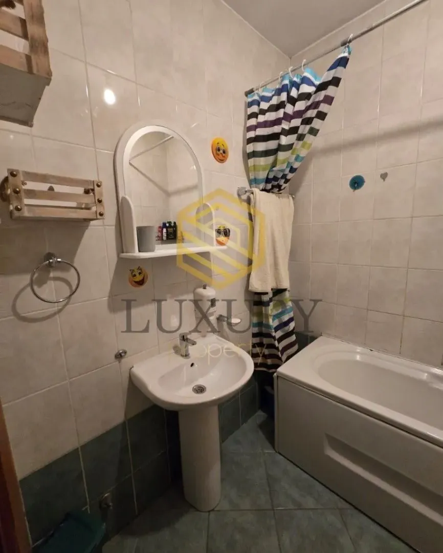 Izdavanje, jednosoban stan, 48m², Stari Aerodrom, Podgorica