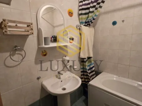 Izdavanje, jednosoban stan, 48m², Stari Aerodrom, Podgorica - image 11