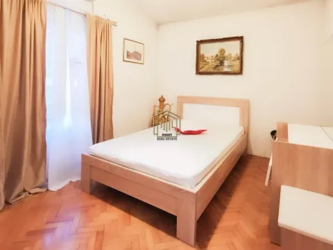Izdavanje, kuća, 90m², Pobrežje, Podgorica - image 8