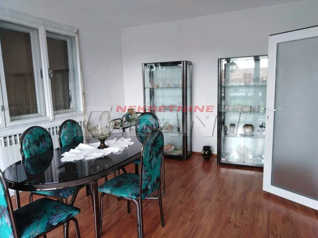 Prodaja, kuća, 200m², Tekija, Paraćin