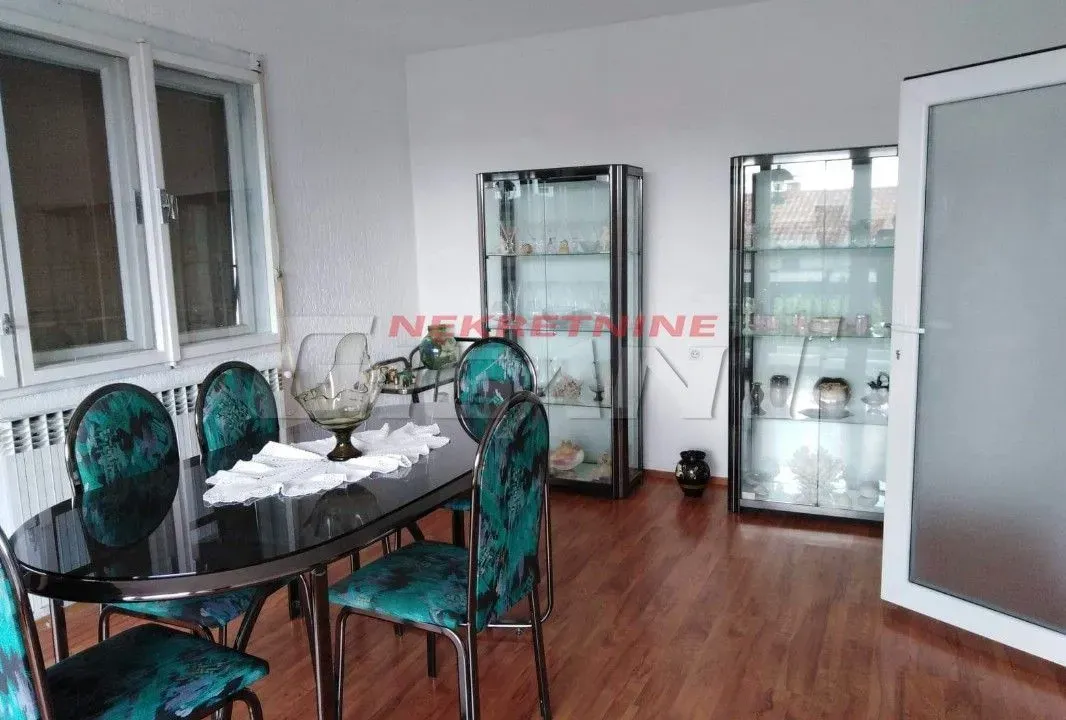 Prodaja, kuća, 200m², Tekija, Paraćin