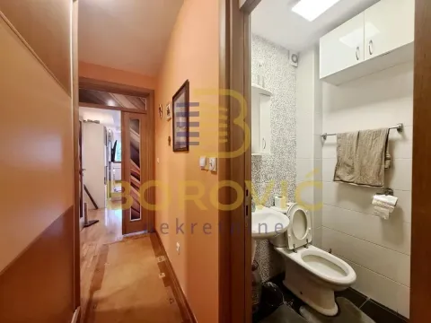 Prodaja, trosoban stan, 85m², Vukov Spomenik, Zvezdara Sve Podlokacije - image 16