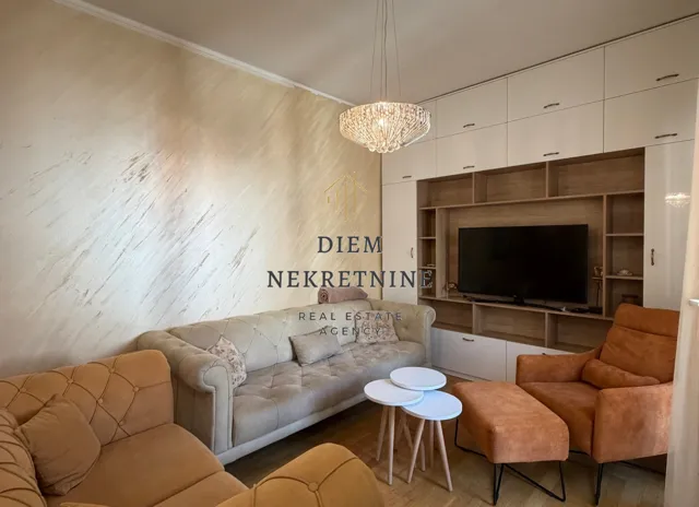 Rent, one bedroom apartment, 44m², Blok 6, Podgorica