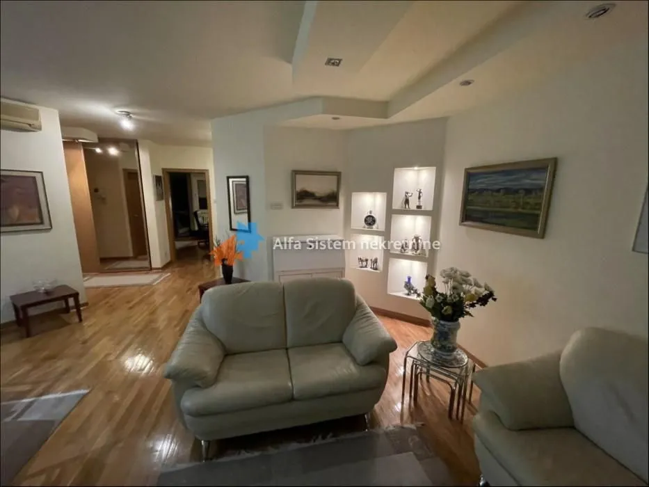 Rent, three bedroom apartment, 95m², Autokomanda, Voždovac Sve Podlokacije