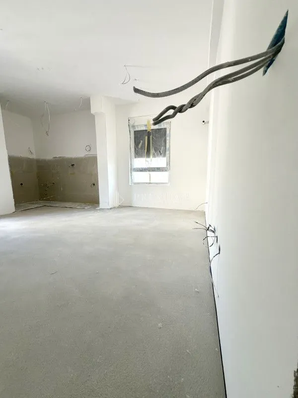 Prodaja, jednosoban stan, 55m², Momišići, Podgorica