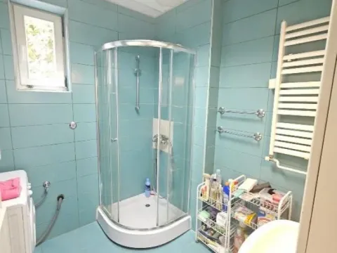 Rent, three bedroom apartment, 82m², Vračar Sve Podlokacije, Beograd - image 8