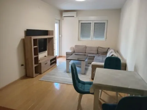 Izdavanje, jednosoban stan, 46m², City Kvart, Podgorica - image 3