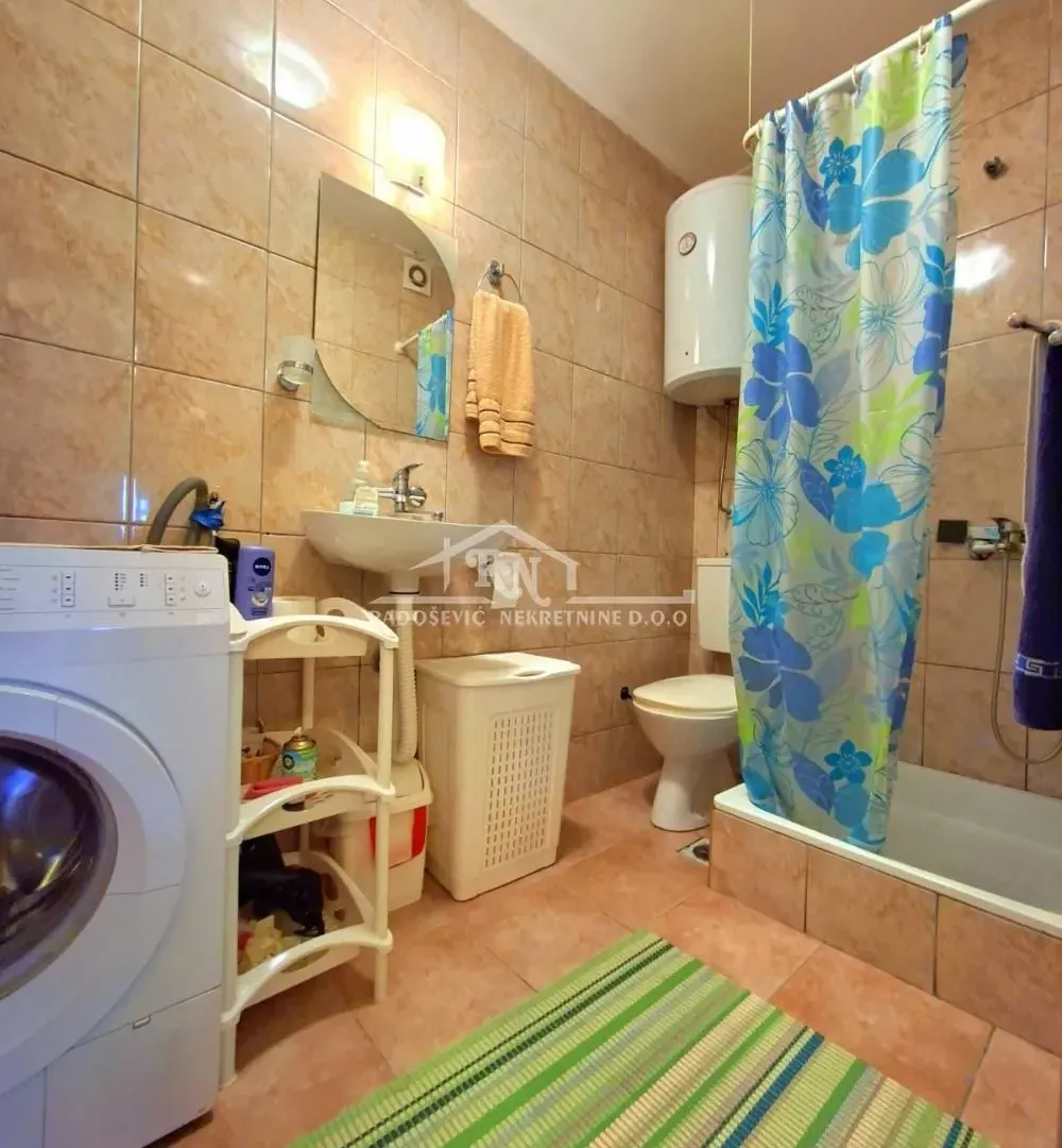 Prodaja, stan, 25m², Borča 1, Borča Sve Podlokacije