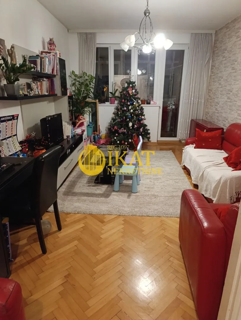 Prodaja, trosoban stan, 80m², Karaburma, Palilula Sve Podlokacije