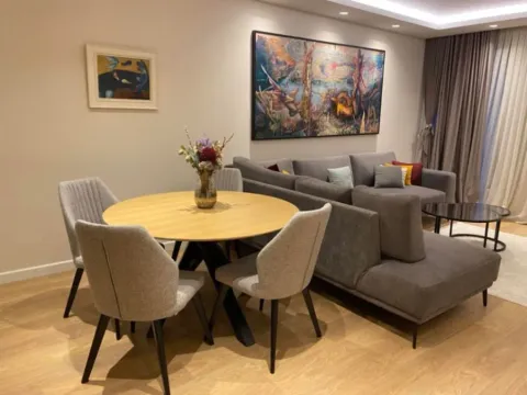 Izdavanje, dvosoban stan, 1400m², Centar, Podgorica