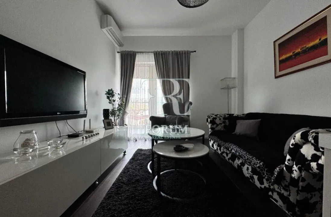 Izdavanje, jednosoban stan, 50m², Vezirov Most, Podgorica