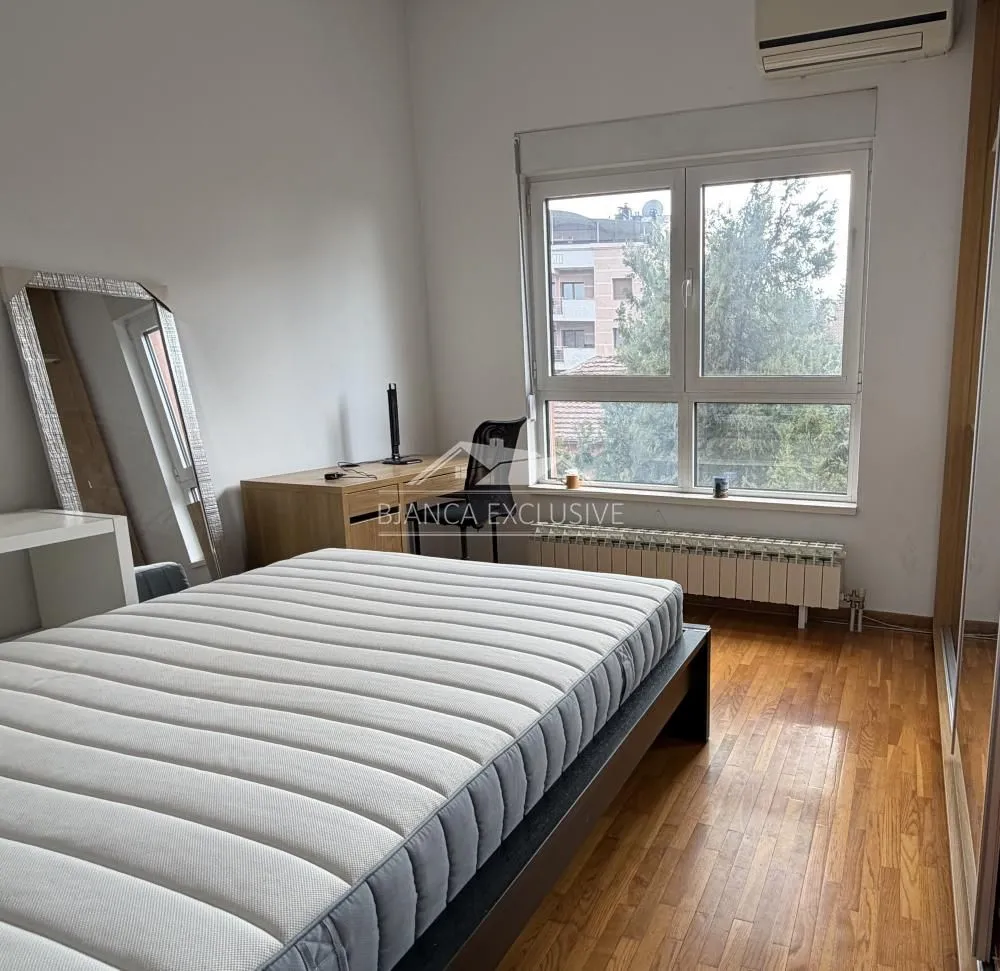 Prodaja, trosoban stan, 93m², Autokomanda, Voždovac Sve Podlokacije