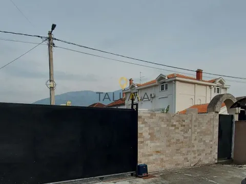 Sale, house, 180m², Zlatica, Podgorica - image 3